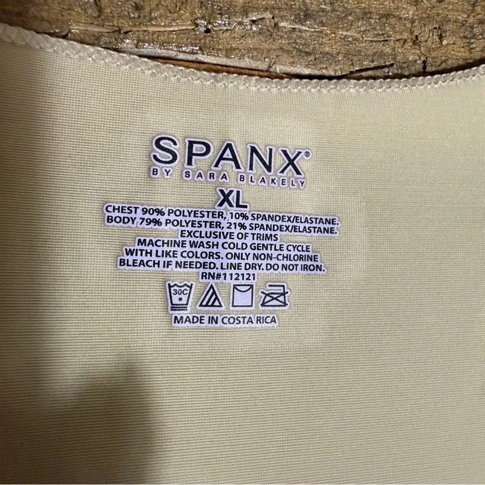Spanx Nude Beige Hide‎ & Seek Slimming Shapewear Camisole Tank Top XL